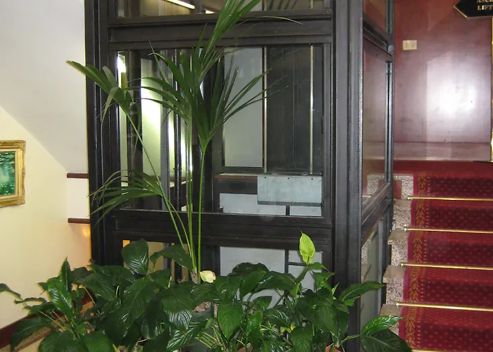 Hotel Residence فندق