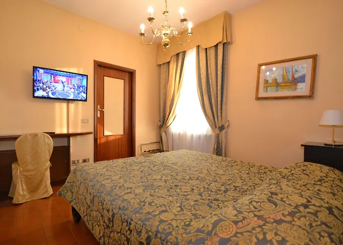 Hotel Residence فندق